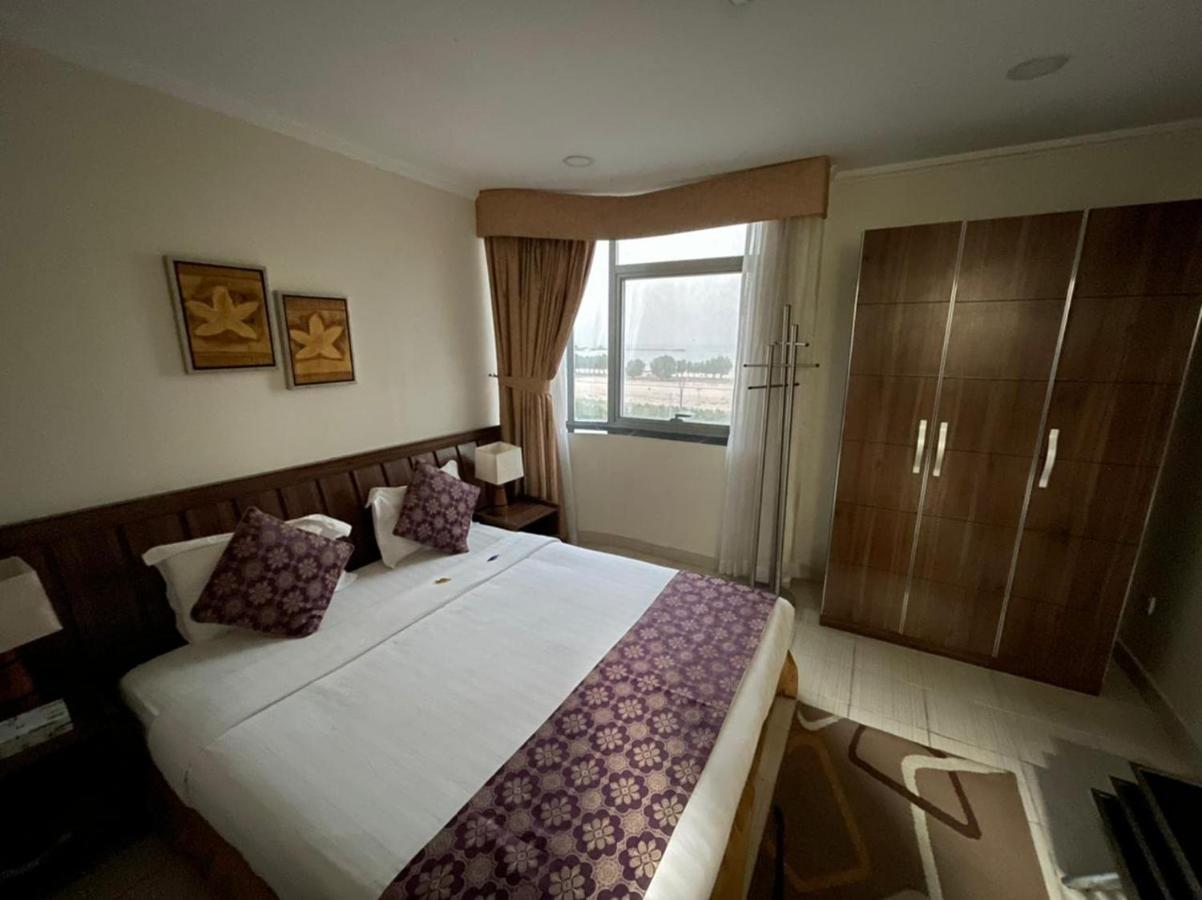 Enwan Suites Hotel Jubail Exterior photo